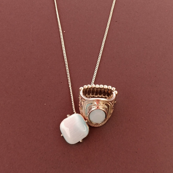 Pendant and ring set - Picture 1 of 1